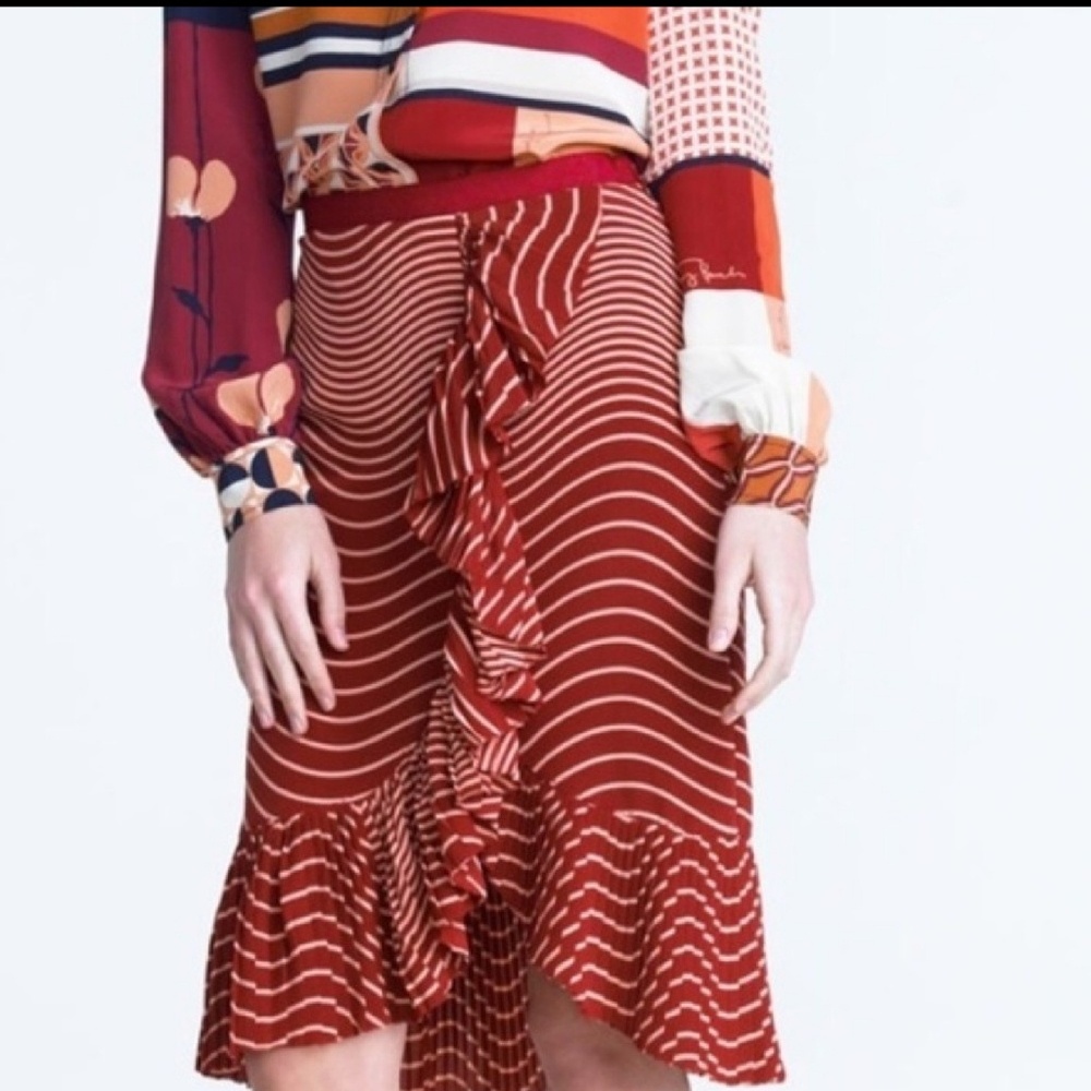 Tory Burch Opalina ruffled silk skirt size 6 NWT